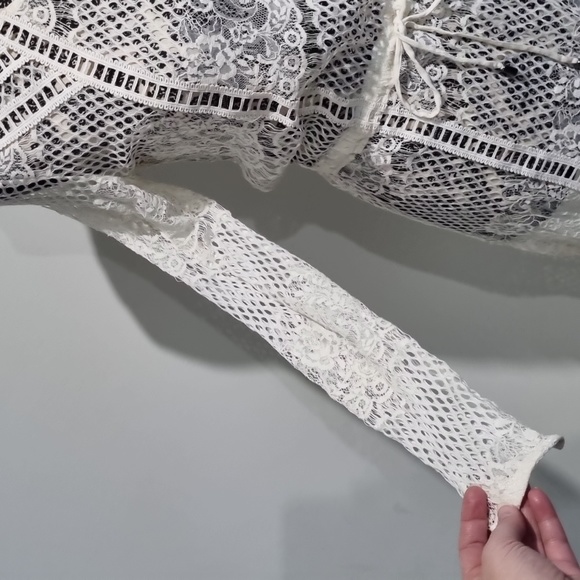 💥 3 for $20Sportsgirl, off-white lace/embroidered long dress, no lining, size S - Picture 3 of 9